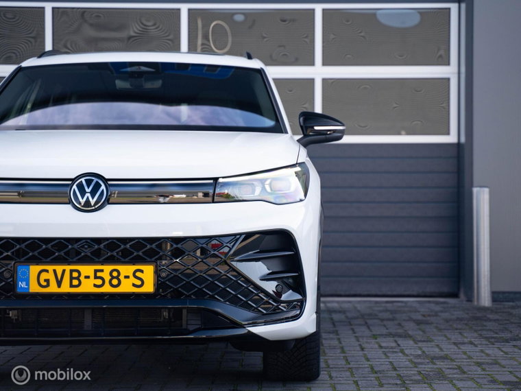 Vehicle Image 54