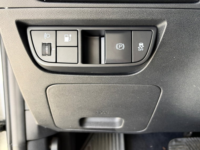 Vehicle Image 38