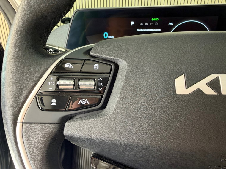 Vehicle Image 41