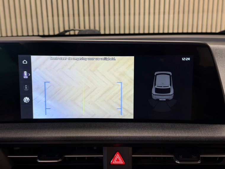 Vehicle Image 60