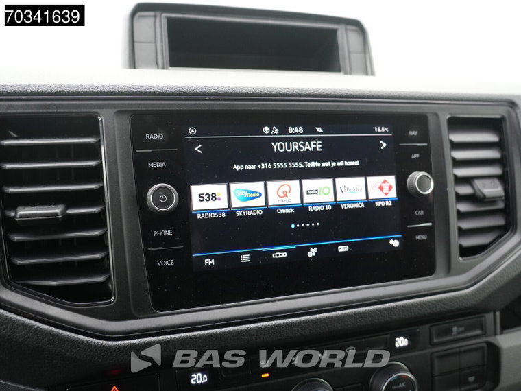 Vehicle Image 21
