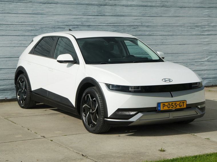 Vehicle Image 35