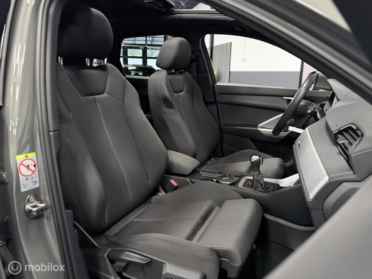 Vehicle Image 39