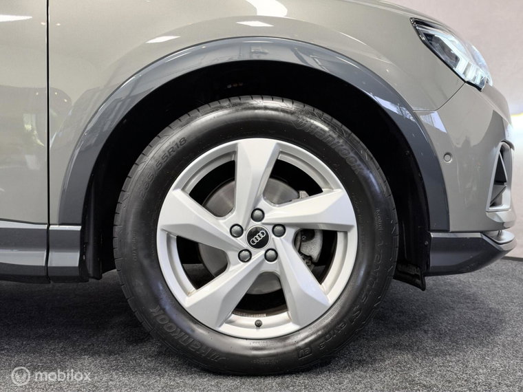 Vehicle Image 40