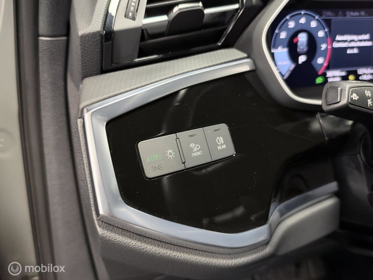 Vehicle Image 47