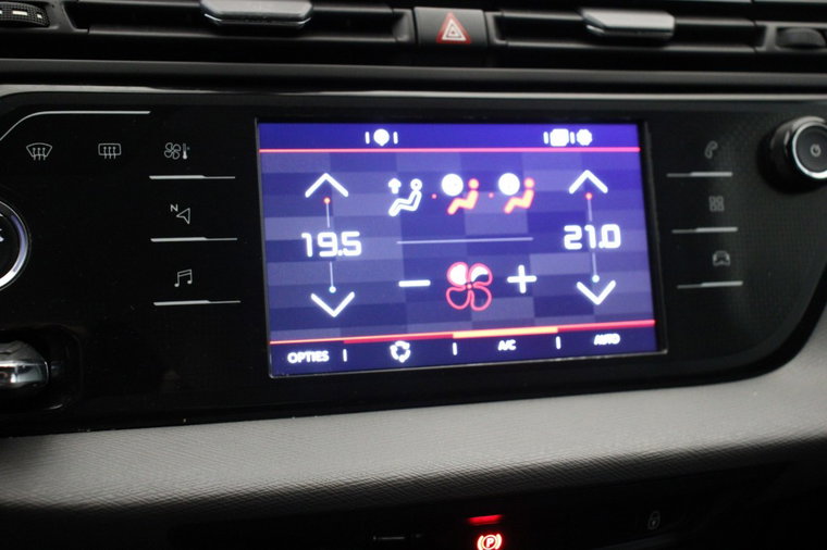 Vehicle Image 27