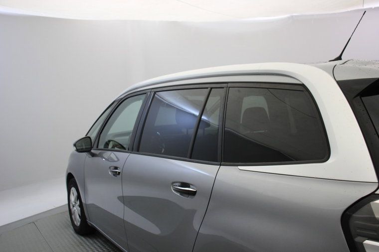 Vehicle Image 33