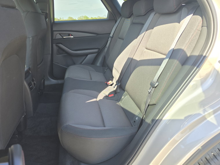 Vehicle Image 36