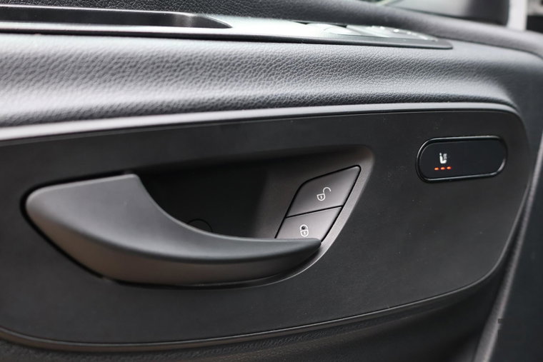 Vehicle Image 37