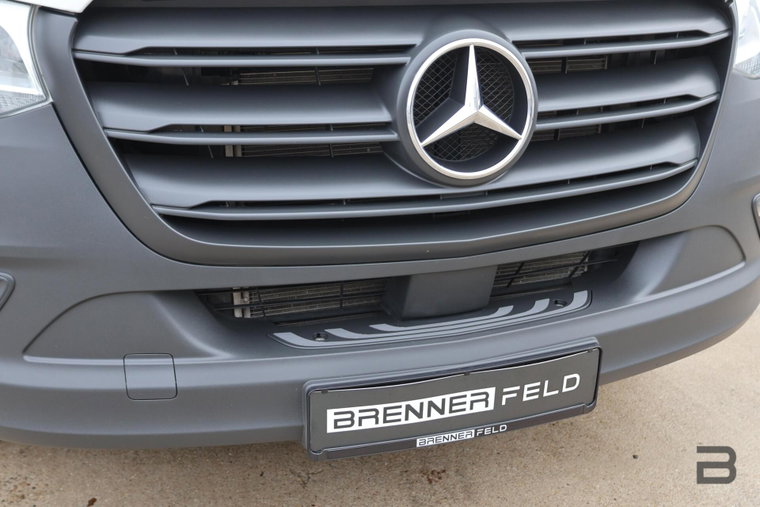 Vehicle Image 40