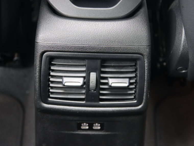 Vehicle Image 45