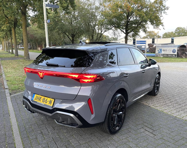 Vehicle Image 23