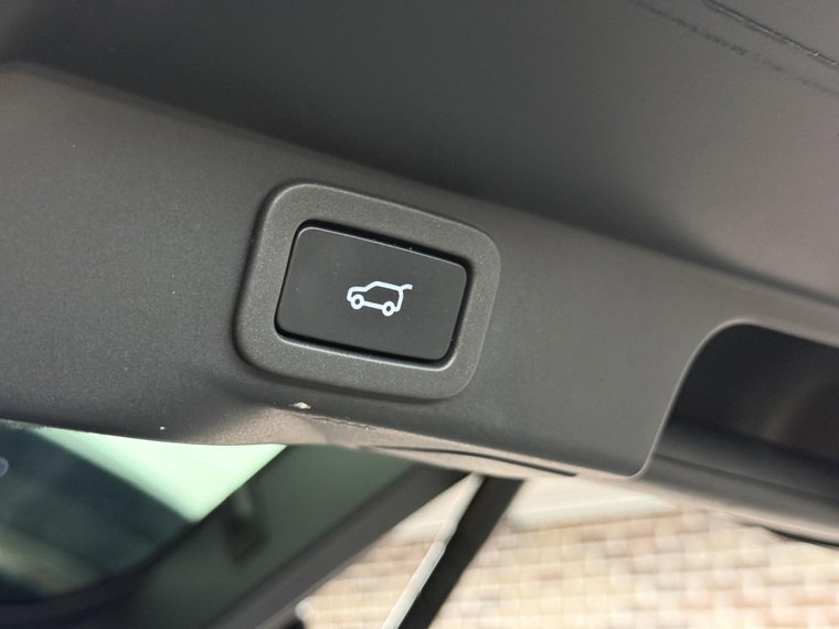 Vehicle Image 45