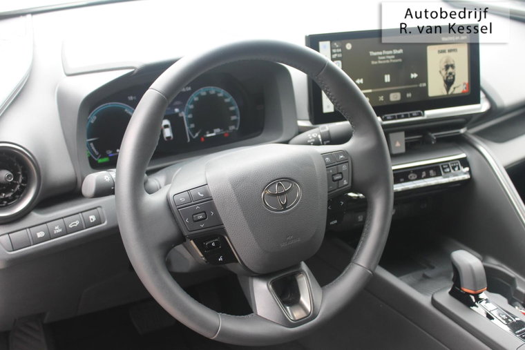 Vehicle Image 22