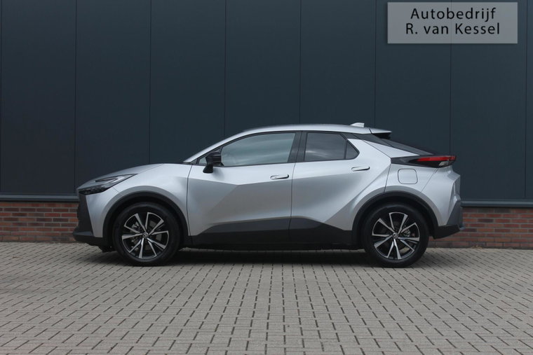 Vehicle Image 7