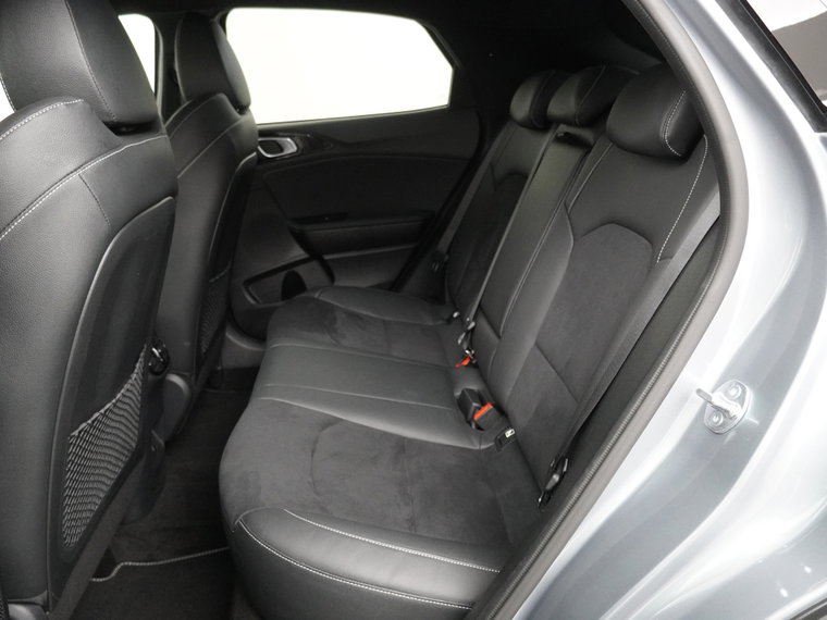 Vehicle Image 33