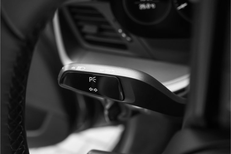 Vehicle Image 40