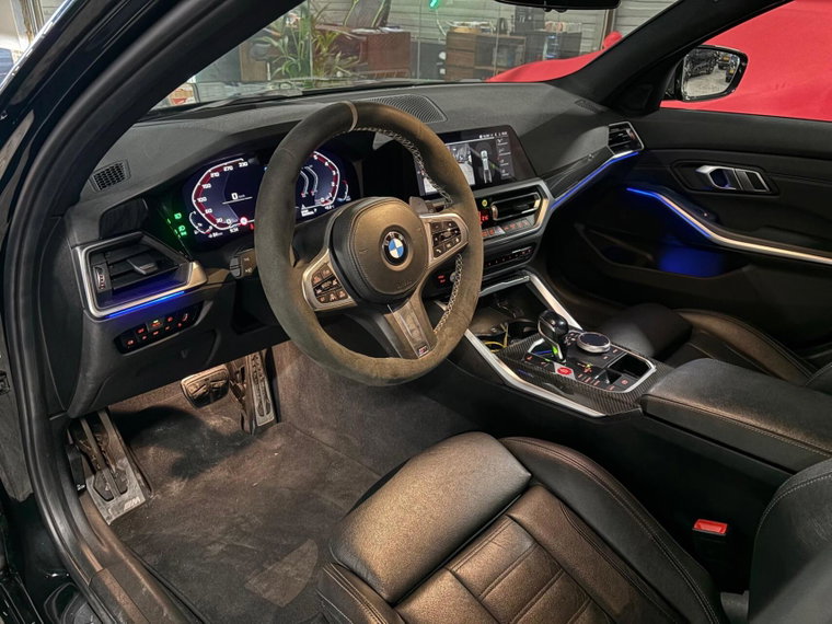 Vehicle Image 37