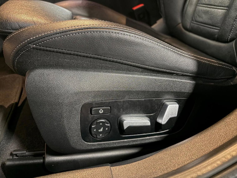 Vehicle Image 39