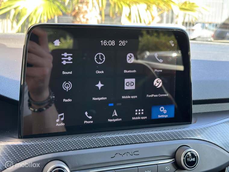 Vehicle Image 22