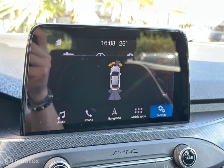Vehicle Image 23