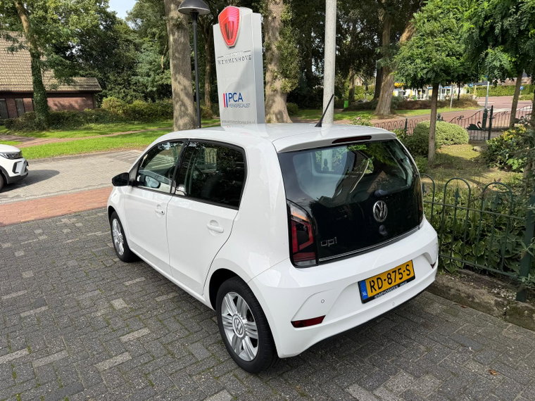 Vehicle Image 29