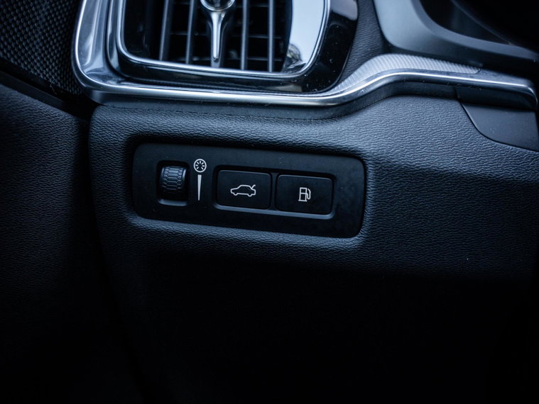 Vehicle Image 40