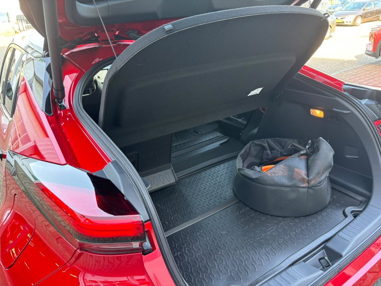Vehicle Image 31