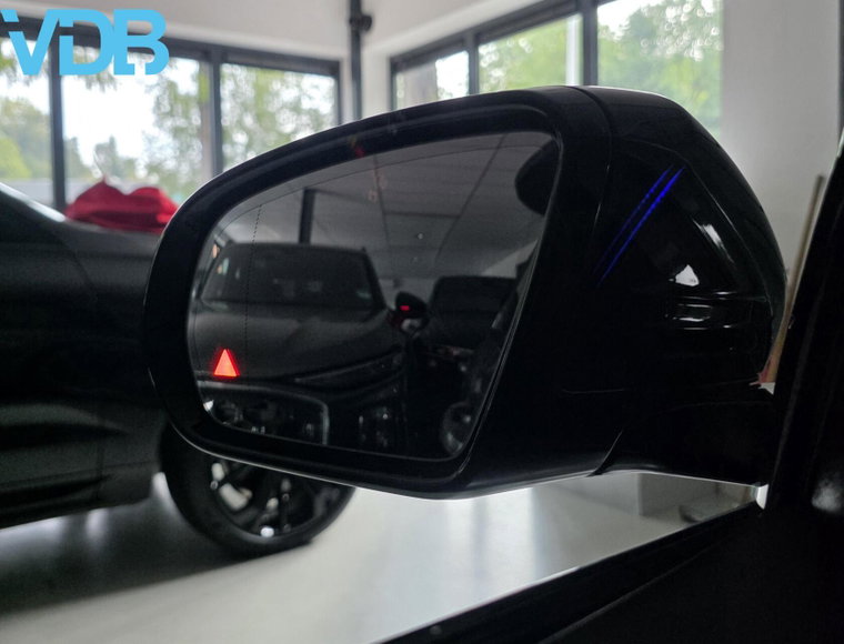 Vehicle Image 30