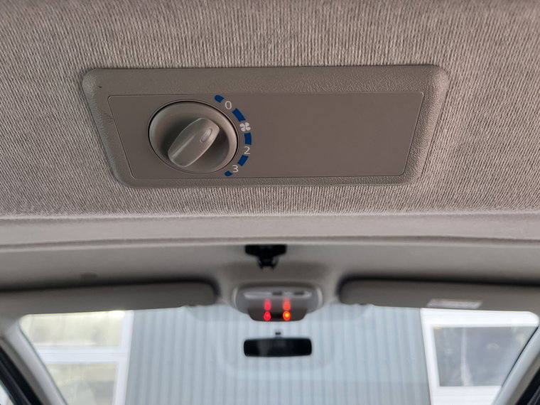 Vehicle Image 28