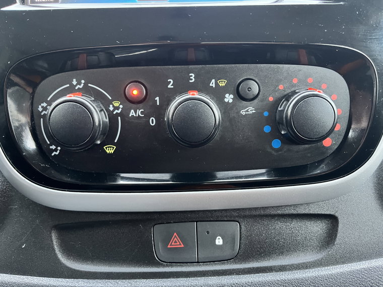 Vehicle Image 29