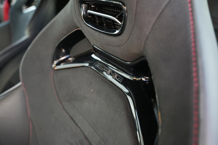 Vehicle Image 35