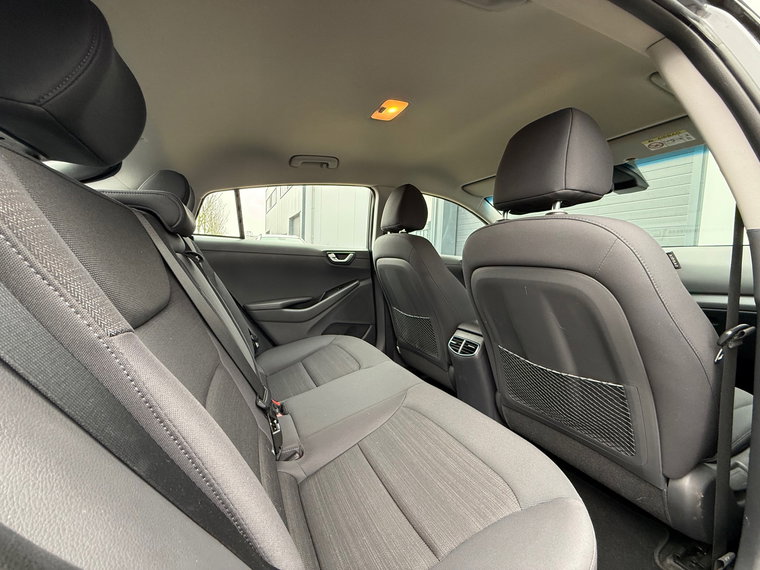 Vehicle Image 31