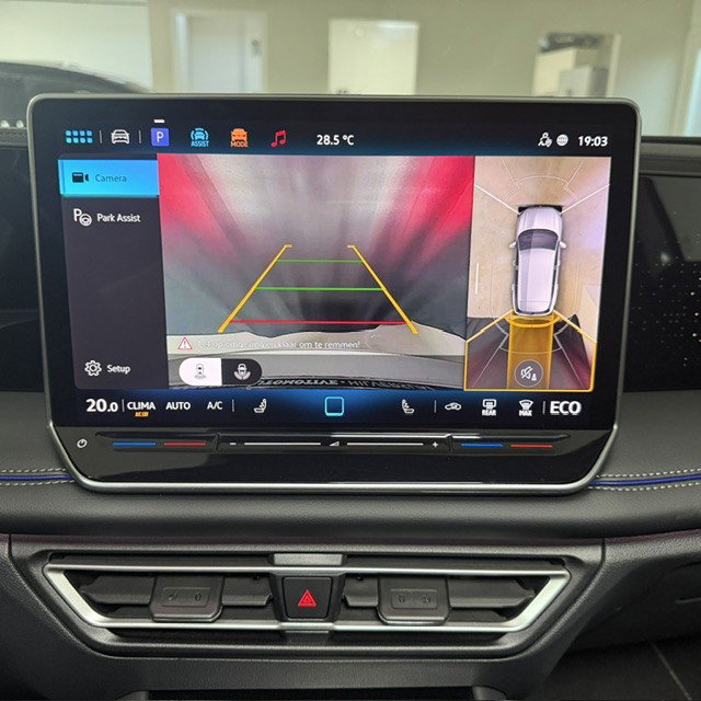 Vehicle Image 19