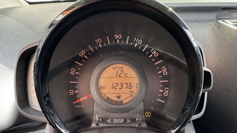 Vehicle Image 19