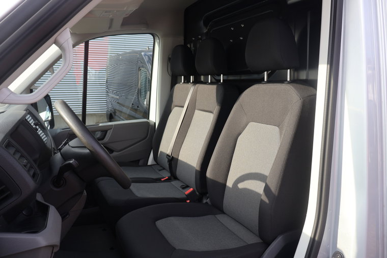 Vehicle Image 37