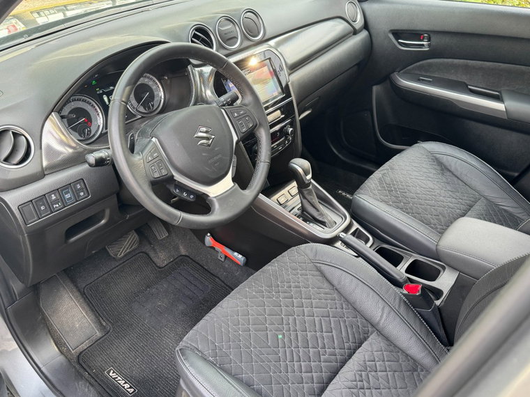 Vehicle Image 24