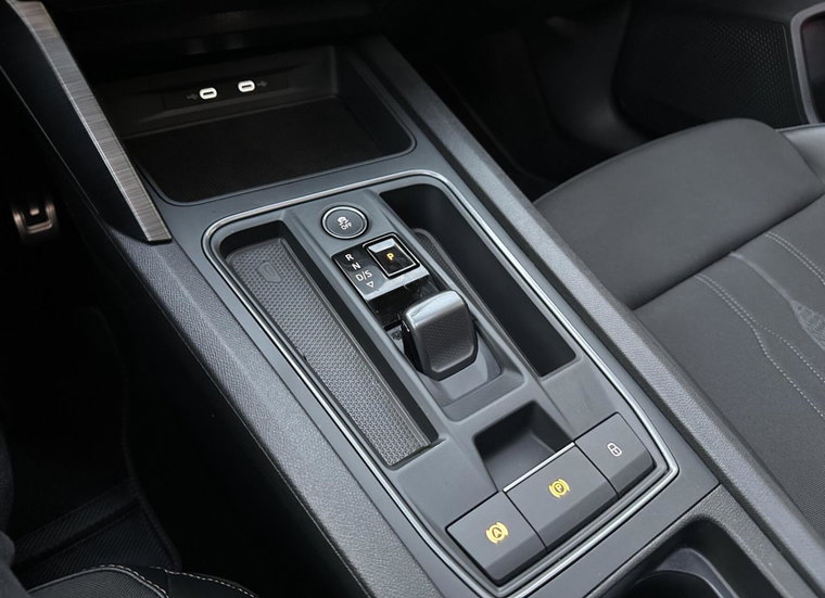 Vehicle Image 23