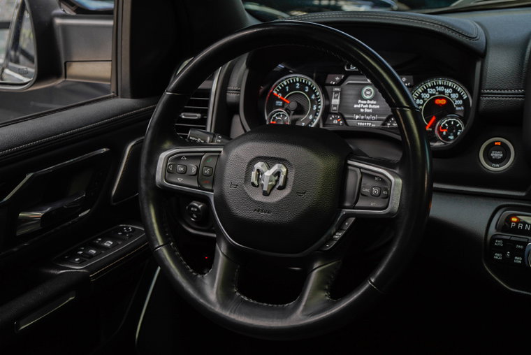 Vehicle Image 22