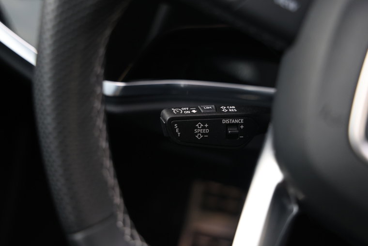 Vehicle Image 34