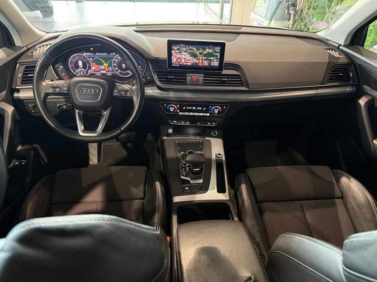 Vehicle Image 38