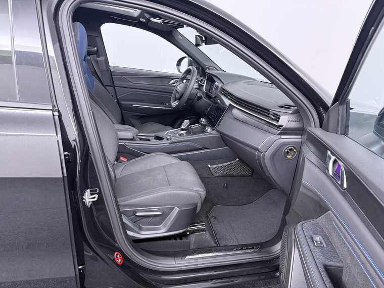 Vehicle Image 36