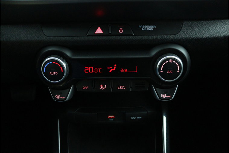 Vehicle Image 26