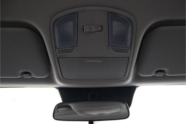 Vehicle Image 33
