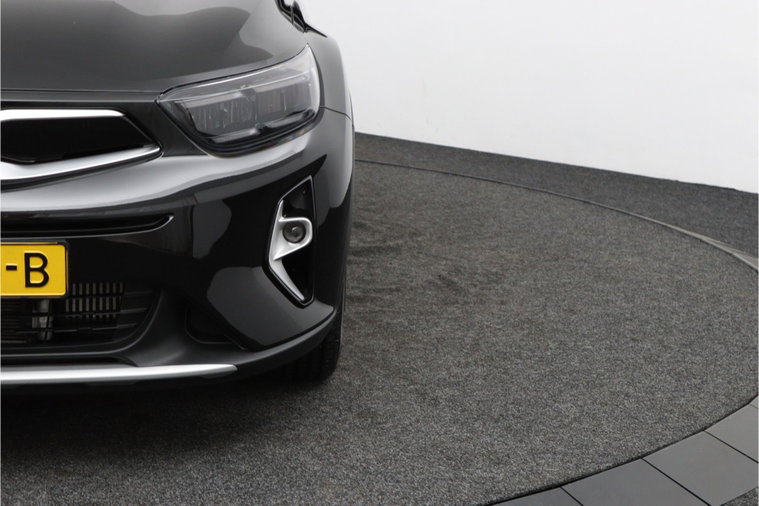 Vehicle Image 38