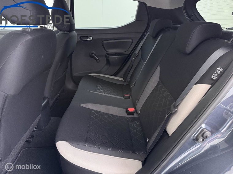 Vehicle Image 22