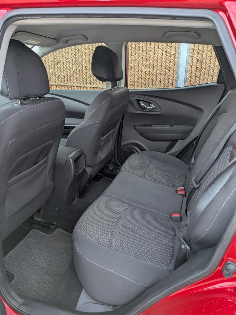 Vehicle Image 15