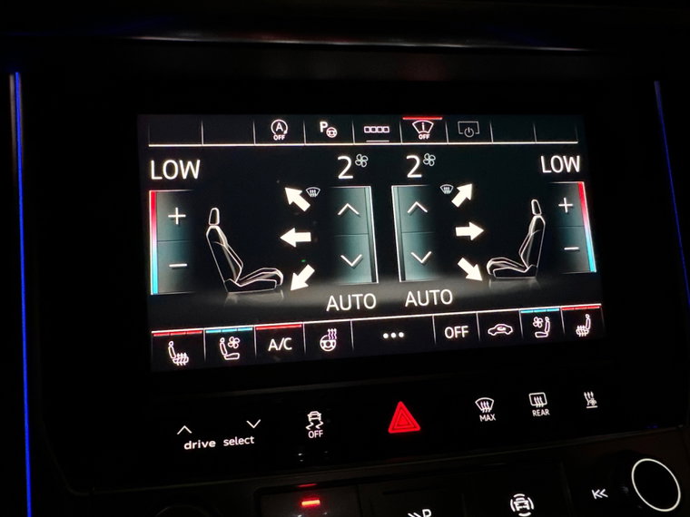 Vehicle Image 25