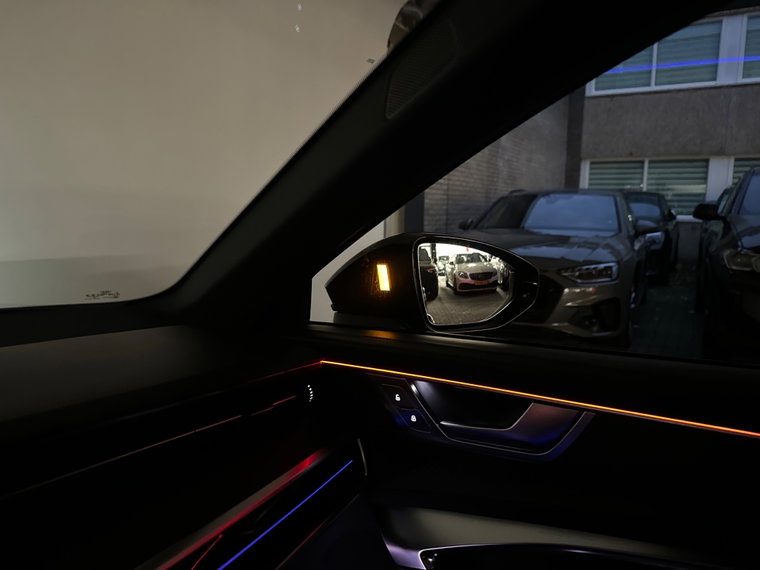 Vehicle Image 40