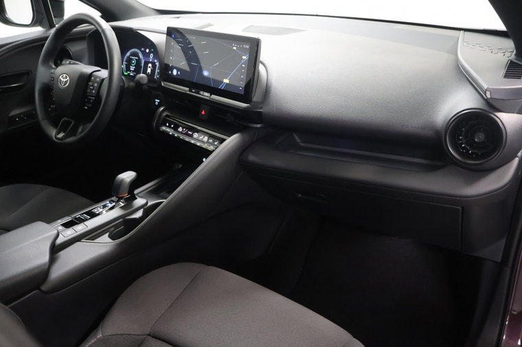 Vehicle Image 11